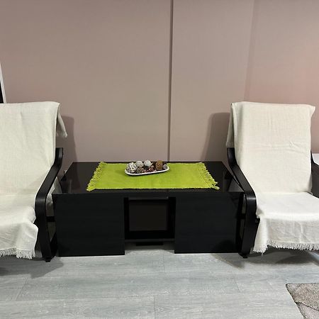 Toscana Cozy Apartment Otopeni Zewnętrze zdjęcie